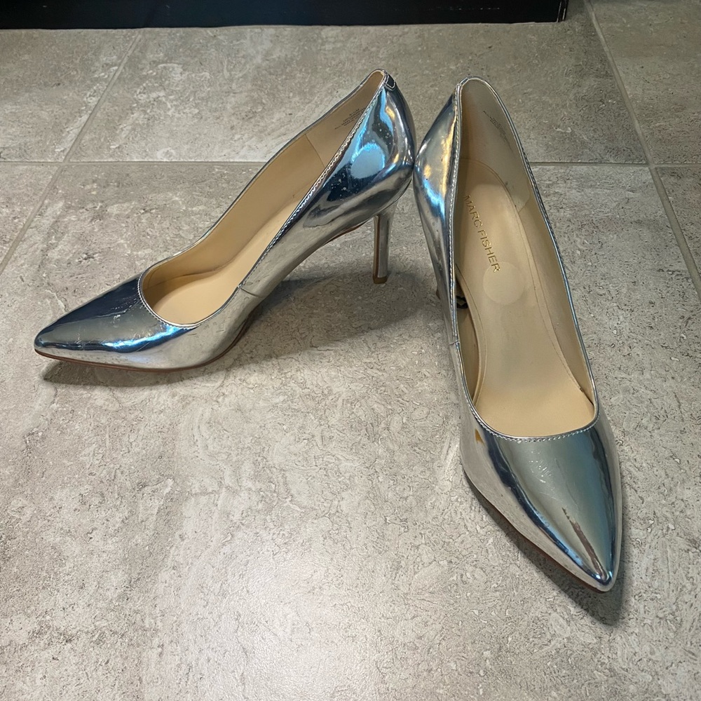 Marc Fisher Silver Pumps size 8.5